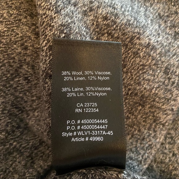 Babaton grey v-neck long sleeve size small - Picture 6 of 6